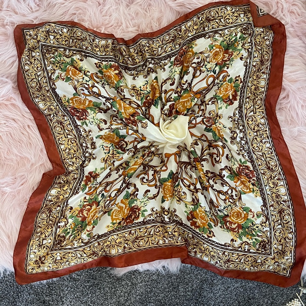 GG INSPIRED LARGE SILK SCARF LUXURY DESIGNER